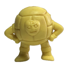 Cargar imagen en el visor de la galería, Kinnikuman - The Ball - Eraser Figure - Keshi - Yellow
