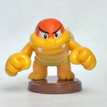 Cargar imagen en el visor de la galería, New Super Mario Bros. U - Bunbun / Boom Boom - Trading Figure - Choco Egg
