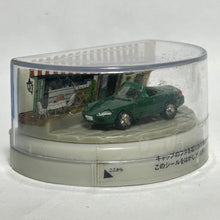 Cargar imagen en el visor de la galería, Mazda Eunos Roadster (Dark Green) - Diorama Miniature Car
