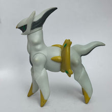 Cargar imagen en el visor de la galería, Pokémon - Arceus - Soft Vinyl Figure
