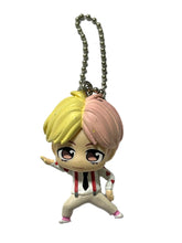 Cargar imagen en el visor de la galería, TinyTan - V - Mascot Keychain - BTS
