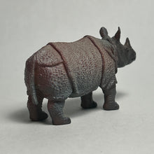 Load image into Gallery viewer, Indian Rhinoceros (Mother and Calf) - Trading Figure - Miniature (4)
