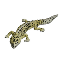 Load image into Gallery viewer, Leopard Gecko - Trading Figure - Miniature - 064 P05-B
