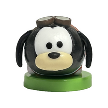 Cargar imagen en el visor de la galería, Disney Tsum Tsum - Goofy - Trading Figure - Choco Egg (09)

