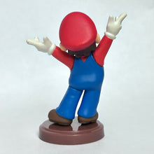 Cargar imagen en el visor de la galería, Super Mario Brothers - Mario - Trading Figure - Choco Egg

