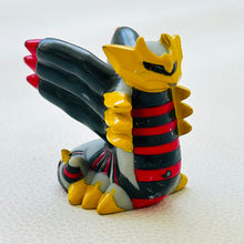 Cargar imagen en el visor de la galería, Pocket Monsters Diamond &amp; Pearl - Giratina - Pokémon Kids DP Zenkoku Zukanpan - Origin Form
