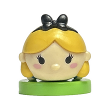 Cargar imagen en el visor de la galería, Disney Tsum Tsum - Alice - Trading Figure - Choco Egg (81)
