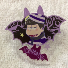 Cargar imagen en el visor de la galería, Osomatsu-san - Matsuno Ichimatsu - Acrylic Badge - Halloween ver.
