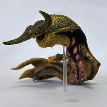 Cargar imagen en el visor de la galería, Monster Hunter - Nabarudeusu - Figure
