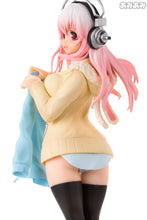 Load image into Gallery viewer, SoniComi (Super Sonico) - Sonico - Seikatsu Micchaku Shuzai Special Figure - Clothes Changing Time ver.
