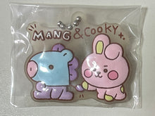 Cargar imagen en el visor de la galería, BT21 - MANG &amp; COOKY - Rubber Mascot - BTS
