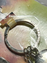 Cargar imagen en el visor de la galería, The Expendables - Metal Keychain
