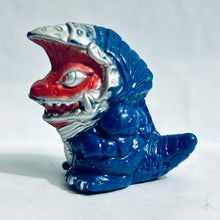 Cargar imagen en el visor de la galería, Ultraman Tiga - Golza - Finger Puppet Figure
