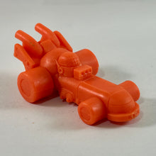 Cargar imagen en el visor de la galería, Mega Man 7 - Turbo Man - Eraser Figure - Crash Drive Form
