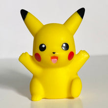 Cargar imagen en el visor de la galería, Pokémon Diamond &amp; Pearl - Pikachu - Finger Puppet
