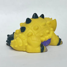 Cargar imagen en el visor de la galería, Digimon Adventure 02 - Ankylomon - Trading Figure - Finger Puppet
