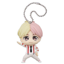 Cargar imagen en el visor de la galería, TinyTan - V - Mascot Keychain - BTS
