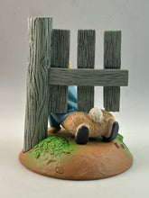 Load image into Gallery viewer, The Tale of Peter Rabbit - "Squeezing Under the Gate" - Figure - Mini Diorama
