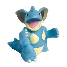 Cargar imagen en el visor de la galería, Pocket Monsters Diamond &amp; Pearl - Nidoqueen - Kime-Waza Pokémon Kids DP3
