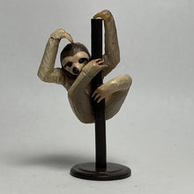 Cargar imagen en el visor de la galería, Sloth - Trading Figure - Miniature (22)
