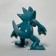Cargar imagen en el visor de la galería, Pokémon - Golduck - Trading Figure - Monster Collection
