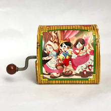 Cargar imagen en el visor de la galería, Pinoccio Hand-Cranked Music Box - When You Wish Upon a Star - Tokyo Disneyland

