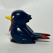 Cargar imagen en el visor de la galería, Pokémon - Swellow - Mini Figure
