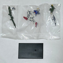 Cargar imagen en el visor de la galería, Mobile Suit Gundam SEED - GAT-X105+AQM/E-X03 Launcher Strike Gundam - Trading Figure - (M5)
