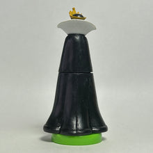 Cargar imagen en el visor de la galería, Snow White and the Seven Dwarfs - The Evil Queen - Trading Figure - Choco Egg (68)
