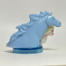 Cargar imagen en el visor de la galería, Frozen 2 - Elsa &amp; The Nokk - Trading Figure - Choco Egg (04)
