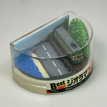 Load image into Gallery viewer, Coastside Streetcar Enoshima Electric Railway 300 Series - Mini Diorama
