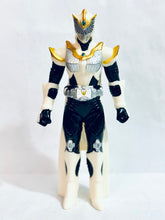 Cargar imagen en el visor de la galería, Gekijouban Kamen Rider Ryuuki: Episode Final - Kamen Rider Femme - Bandai Shokugan - Candy Toy - Trading Figure
