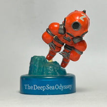 Load image into Gallery viewer, DeepSea Exploration suit - Trading Figure - Miniature
