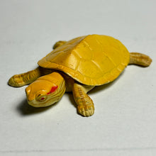 Cargar imagen en el visor de la galería, Green Turtle - Trading Figure - Miniature - 035
