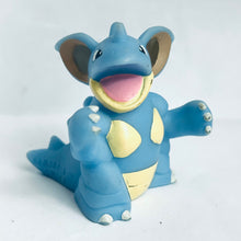 Cargar imagen en el visor de la galería, Pocket Monsters Diamond &amp; Pearl - Nidoqueen - Kime-Waza Pokémon Kids DP3
