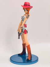 Cargar imagen en el visor de la galería, One Piece - Nami - Trading Figure - OP Styling 3
