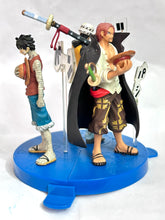 Cargar imagen en el visor de la galería, One Piece x Sapporo Ichiban - Monkey D. Luffy, Trafalgar Law &amp; Akagami no Shanks - Figure Set - 7-Eleven Limited
