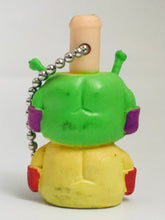 Cargar imagen en el visor de la galería, Dr. Slump x Coca-Cola Totem Pole Accessories Set - Swing Mascot
