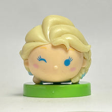 Cargar imagen en el visor de la galería, Disney Tsum Tsum - Elsa - Trading Figure - Choco Egg (128)

