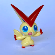 Cargar imagen en el visor de la galería, Pokémon XY - Victini - Trading Figure - Monster Collection

