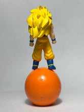 Cargar imagen en el visor de la galería, Dragon Ball Z - Son Goku SSJ3 - Pencil Cap with Figure
