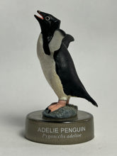 Cargar imagen en el visor de la galería, Adélie Penguin - Trading Figure - Miniature
