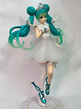 Load image into Gallery viewer, Piapro Characters - Hatsune Miku - SPM Figure - 15th Anniversary KEI Ver.
