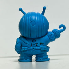 Cargar imagen en el visor de la galería, Kamen Rider V3 - Riderman - Eraser Figure - Keshigomu - Blue ver.
