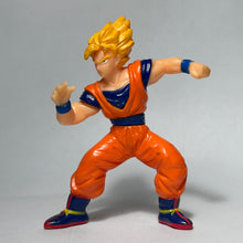 Cargar imagen en el visor de la galería, Dragon Ball Z - Son Goku SSJ2 - Trading Figure
