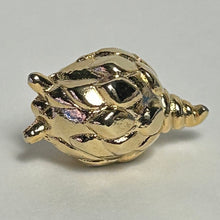 Load image into Gallery viewer, Pokémon - Burmy - Metal Figure - Gold, Plant Cloak ver.
