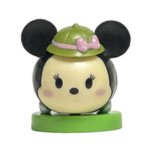 Cargar imagen en el visor de la galería, Disney Tsum Tsum - Minnie Mouse - Trading Figure - Choco Egg (04)
