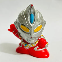 Cargar imagen en el visor de la galería, Ultraman Max - Finger Puppet - SD Figure
