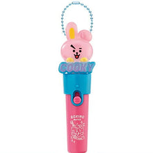 Cargar imagen en el visor de la galería, BT21 - COOKY - Light stick charm - BTS
