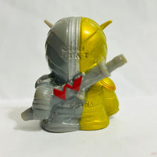 Load image into Gallery viewer, Kamen Rider W - Kamen Rider Double Luna Metal - Trading Figure

